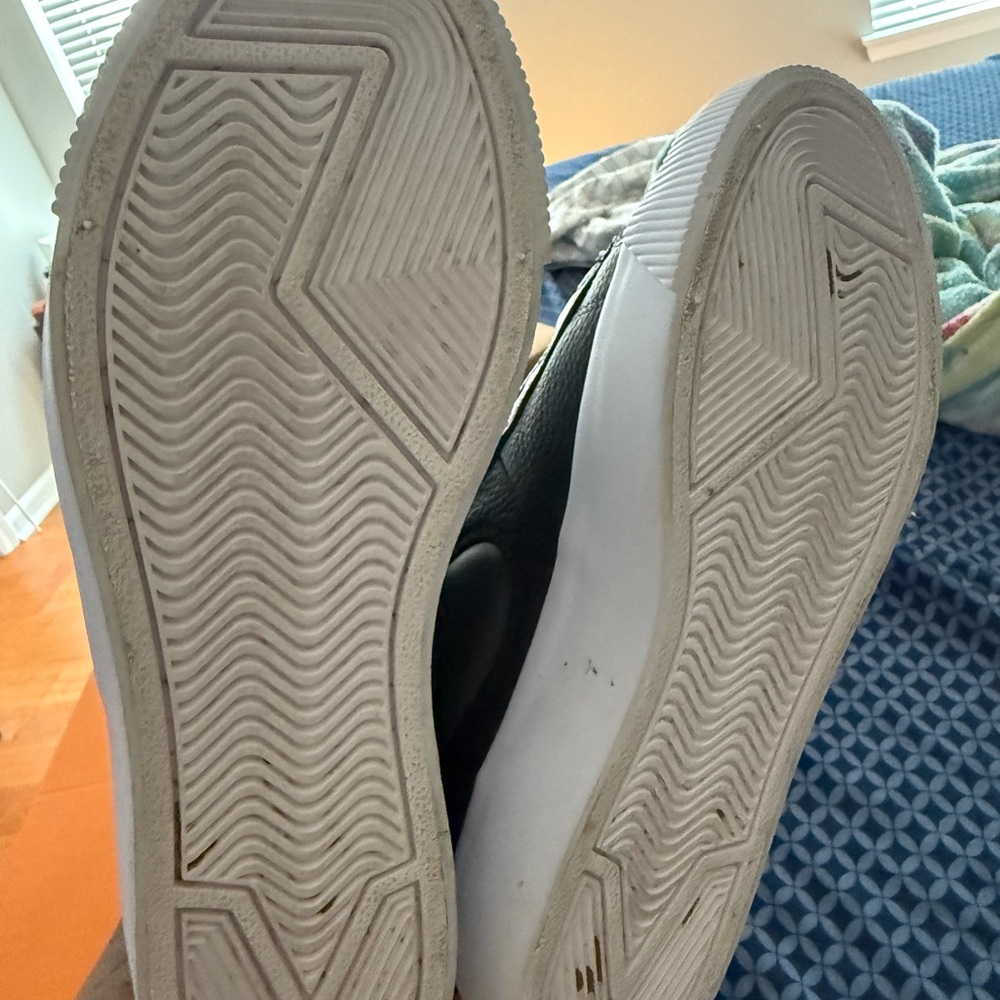 Women’s Nike Blazer Mid Victory Shoes - Picture 4 of 7